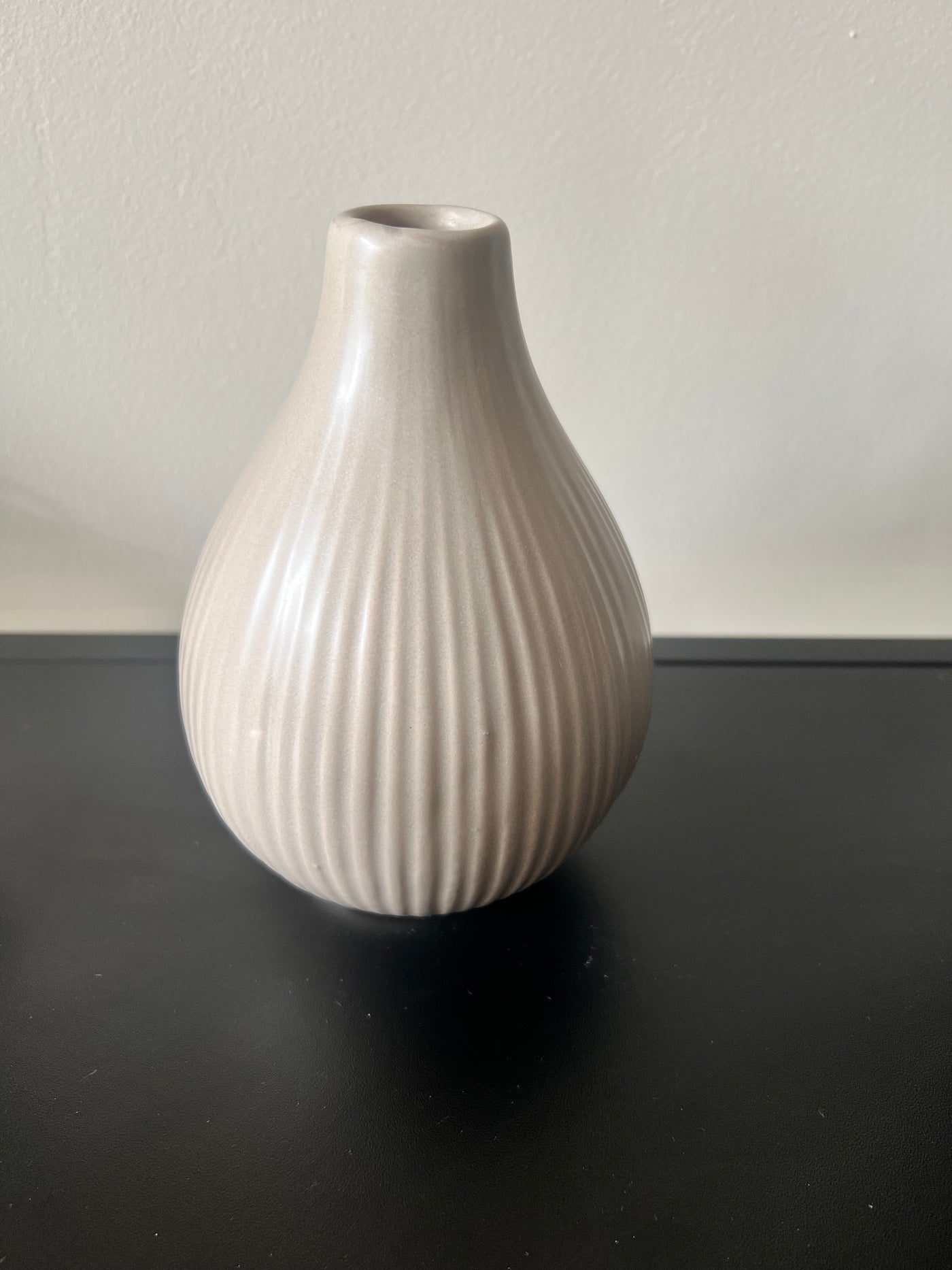Vaas | Ribbel | Taupe